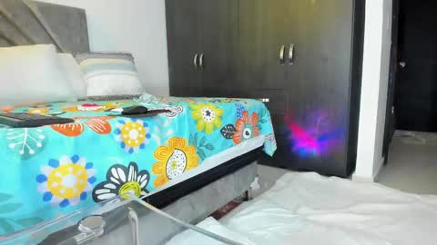 Snapshot of sweetcocoaa chatting on September 10, 12:49 pm Tell me Salome online show from September 10, 12:49 pm