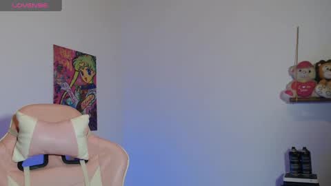       Independent model online show from January 16, 8:46 pm