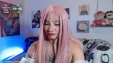       Independent model online show from February 18, 5:42 am