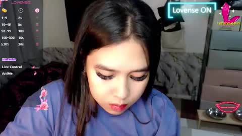 Snapshot of sweetcrizel12 chatting on October 6, 3:12 am SweetSpicy Chloe online show from October 6, 3:12 am