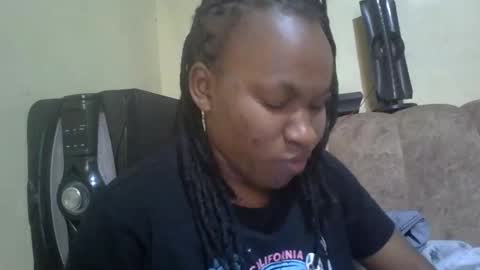 sweetdiva2012 online show from March 4, 5:36 am