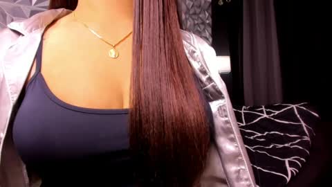 mercedes online show from May 4, 10:46 pm