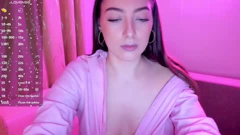 SweetEve online show from February 25, 9:02 pm