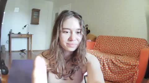 Snapshot of sweetfaina chatting on February 20, 9:44 am sweetfaina online show from February 20, 9:44 am