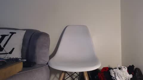 your favourite berry online show from September 19, 1:32 pm