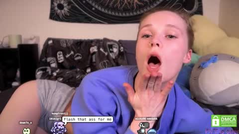 sweetgracee online show from October 24, 3:46 am