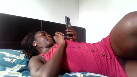 sweetgurl05 online show from July 7, 1:47 pm