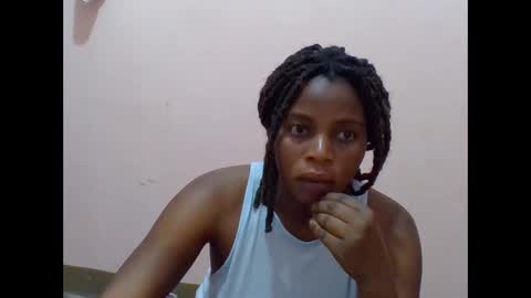 sweetib1 online show from May 7, 8:07 am