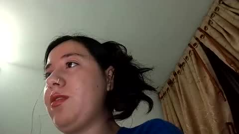 Ana Mara  i cant Make noise My family is here  online show from October 27, 4:52 am