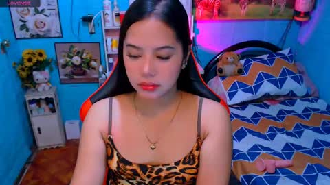 Snapshot of sweetienicole chatting on March 9, 9:36 pm Nicole online show from March 9, 9:36 pm