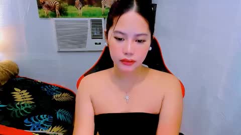 Snapshot of sweetienicole chatting on October 1, 2:38 am Nicole online show from October 1, 2:38 am