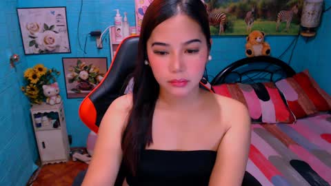 Snapshot of sweetienicole chatting on January 15, 4:47 am Nicole online show from January 15, 4:47 am