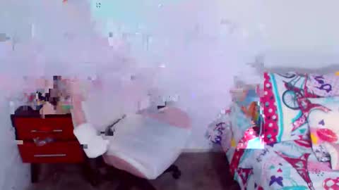 Snapshot of sweetkatik chatting on January 13, 4:41 pm karen online show from January 13, 4:41 pm