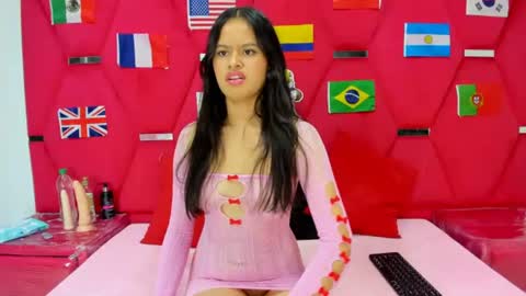 sweetluna2 online show from June 30, 9:03 pm