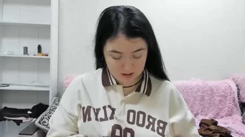 Snapshot of sweetmarylove chatting on February 9, 9:37 am sweetmarylove online show from February 9, 9:37 am