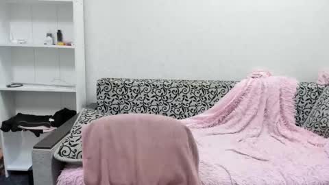 Snapshot of sweetmarylove chatting on February 18, 9:43 am sweetmarylove online show from February 18, 9:43 am