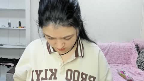 Snapshot of sweetmarylove chatting on March 3, 10:21 am sweetmarylove online show from March 3, 10:21 am
