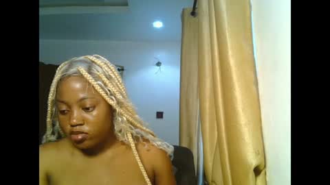 sweetmila9 online show from June 25, 9:46 am