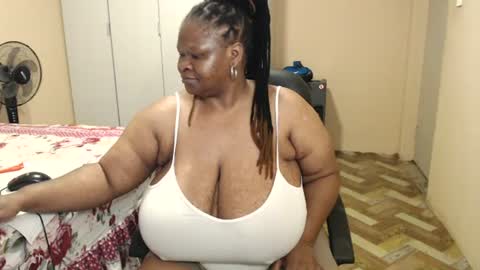 sweetnoziexxx online show from July 19, 5:53 am