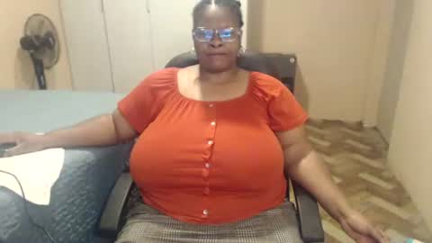 sweetnoziexxx online show from May 3, 5:44 am