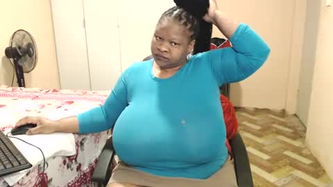sweetnoziexxx online show from July 2, 4:18 am