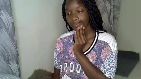 Snapshot of sweetpasion2 chatting on September 9, 10:53 pm sweetpasion2 online show from September 9, 10:53 pm