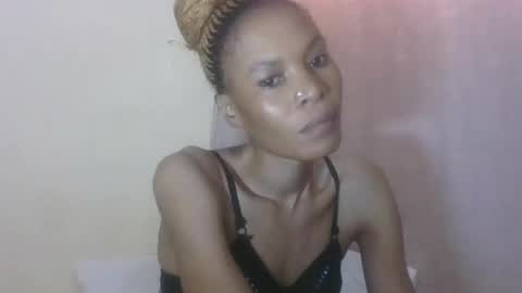 ESTHER online show from July 28, 12:48 pm