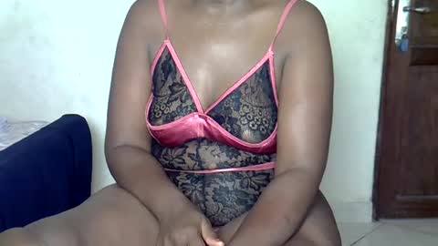sweetrenne online show from July 21, 12:55 am