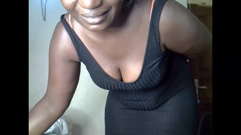 sweetrenne online show from March 14, 12:44 am