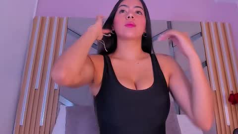 sweetsalome_01 online show from March 13, 7:48 pm