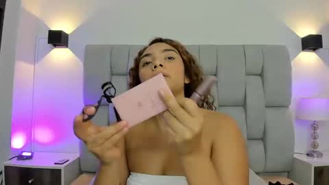 Sweetty online show from November 17, 8:09 pm