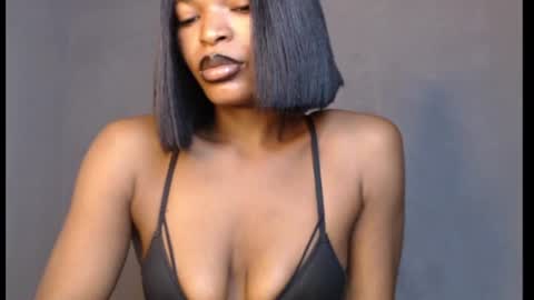 sweetxxboobsx online show from July 19, 7:54 am