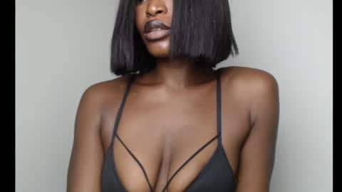 sweetxxboobsx online show from October 21, 9:46 am