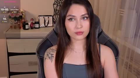 Snapshot of sweety_caroline_ chatting on February 18, 2:27 pm Sweety Caroline I lost my TG write to me here online show from February 18, 2:27 pm