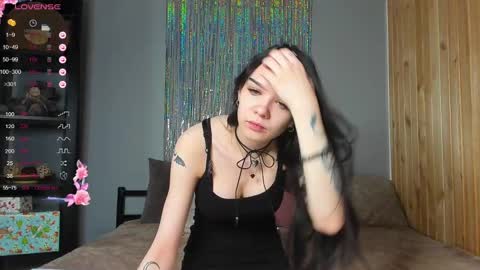 sweetydeviliya online show from February 11, 5:26 am