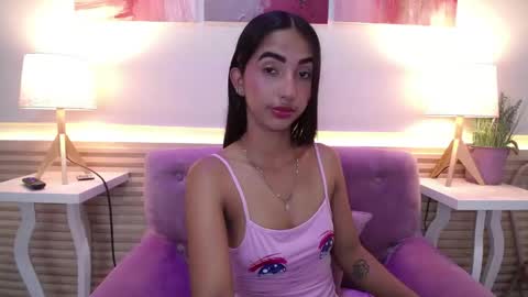 LAURA online show from May 5, 12:52 pm