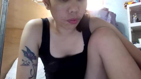 sweetymel14 online show from November 12, 4:43 am