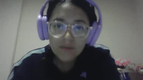 Snapshot of sweetyypeach chatting on February 3, 3:20 am sweetyypeach online show from February 3, 3:20 am