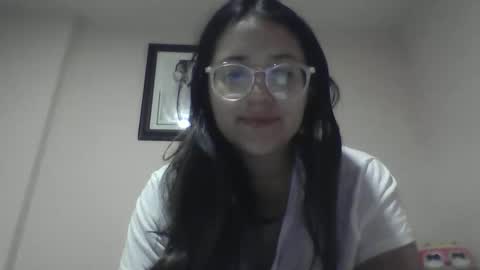 Snapshot of sweetyypeach chatting on February 27, 3:36 am sweetyypeach online show from February 27, 3:36 am