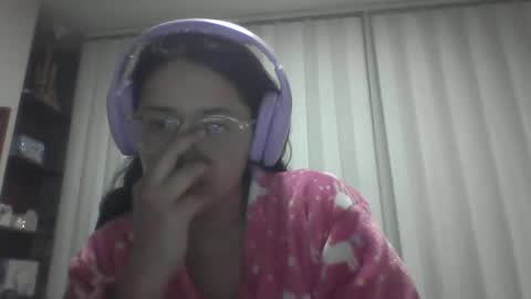 Snapshot of sweetyypeach chatting on March 5, 3:08 am sweetyypeach online show from March 5, 3:08 am