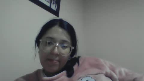 Snapshot of sweetyypeach chatting on December 29, 4:59 am sweetyypeach online show from December 29, 4:59 am