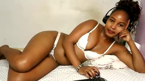 swt_bby online show from May 17, 10:36 am