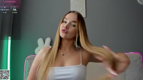 Ana online show from July 17, 2:38 am