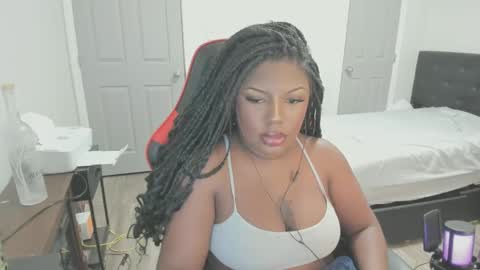 Snapshot of sxamleuy chatting on October 3, 3:44 am sxamleuy online show from October 3, 3:44 am