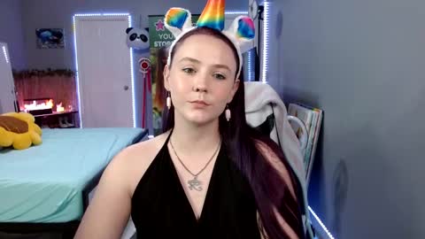 Jennah online show from May 2, 9:07 pm