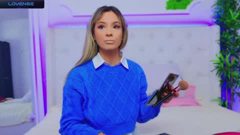 Arianna online show from December 18, 1:23 pm