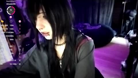 Lina online show from March 17, 2:10 pm