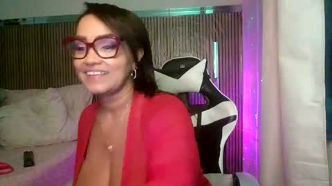 yameil online show from June 22, 6:38 pm
