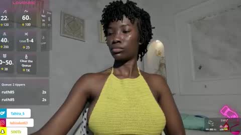 Snapshot of tahira_21 chatting on September 9, 2:22 am Tahira online show from September 9, 2:22 am