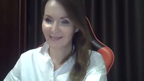 Snapshot of taisialucky77 chatting on October 17, 6:55 pm taisialucky77 online show from October 17, 6:55 pm